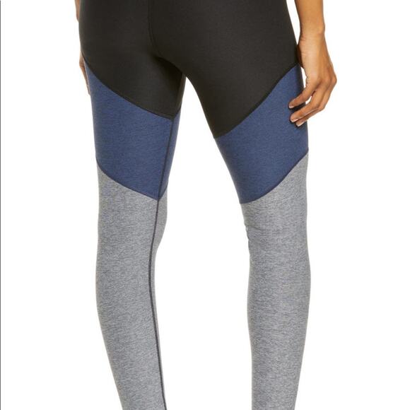 Outdoor Voices 7/8 Springs Leggings Women’s Charcoal Navy Graphite Size Small - Picture 2 of 11